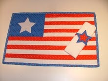 [4th%2520of%2520July%2520placemant%2520and%2520napkin%255B3%255D.jpg]
