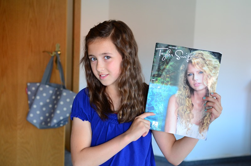 Katie Taylor Swift-1