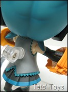 Support Nendoroid Miku