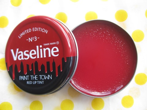 [Vaseline%2520Paint%2520the%2520Town%2520Red-limited-edition%255B2%255D.jpg]