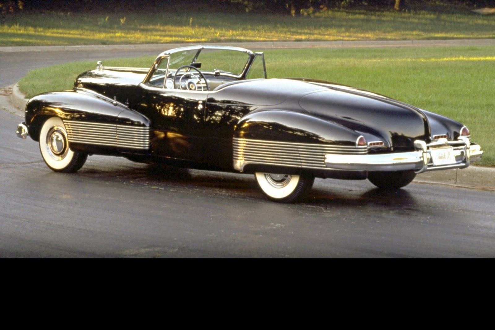 [1938-Buick-YJob-Concept5%255B2%255D.jpg]