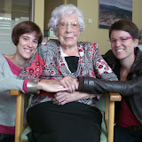 La iaia de l'Anna. 98 anys ben portats
Anna grandma. 98 years and more to come