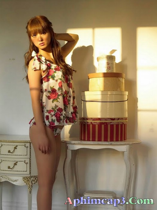 Hình ảnh gái đẹp gái xinh nhật bản mặc bikini 2012 Hình ảnh gái đẹp gái xinh nhật bản mặc bikini 2012