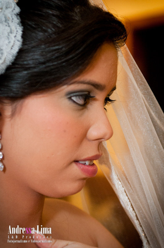 Fotos de Roberta e Rodrigo. Foto numero 0029 do estudio L&D Producoes, do Rio de Janeiro, RJ. Andressa Lima e equipe fazem fotos de casamento (fotografias de casamentos), fotos de making-of (making of de noiva), fotos de eventos sociais, fotos de casal (ensaios fotograficos de e-session), videos de casamento (filmagem de casamentos), videos de making-of e videos de eventos sociais. Fotojornalismo e videojornalismo no Rio de Janeiro, RJ. Sheraton Barra Noiva da Tijuca Making Of Roberta fotos casamento rio de janeiro fotografias casal rj foto eventos noiva ensaio fotografico vestido noivas book fotografia buffet