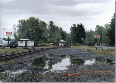 Lewis & Clark Explorer at Goble, Oregon on October 1, 2005