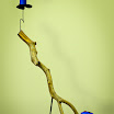 Candelabro amarillo y azul