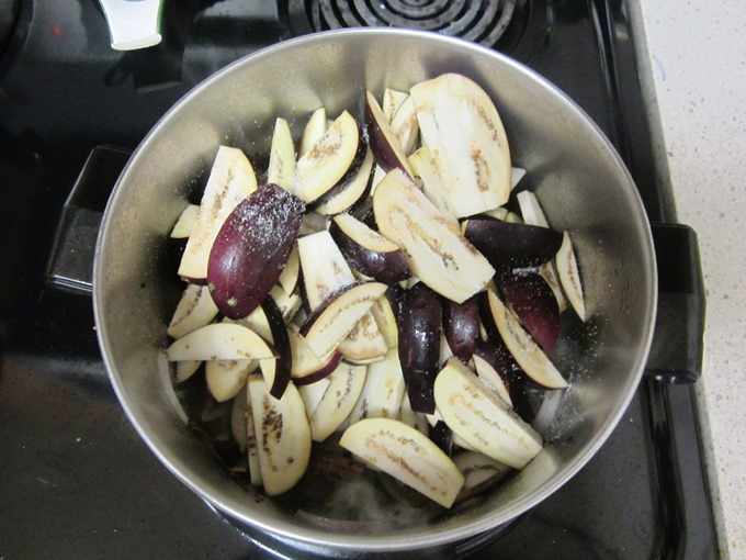 [brinjal%2520coconut%2520rice%2520053%255B2%255D.jpg]