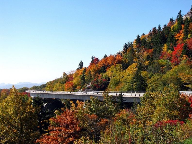 linn-cove-viaduct-10 linn-cove-viaduct-10