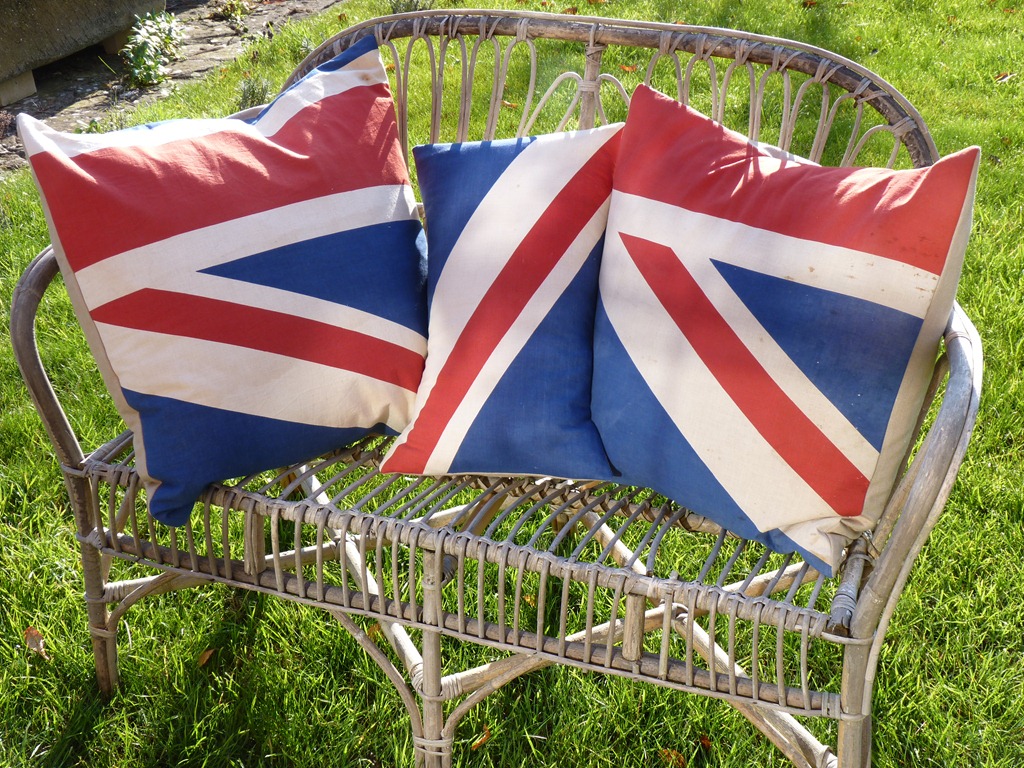 [union%2520cushions%2520003%255B5%255D.jpg]