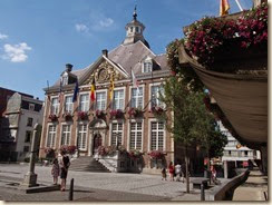 Hasselt, Lombaardstraat: het oude stadhuis