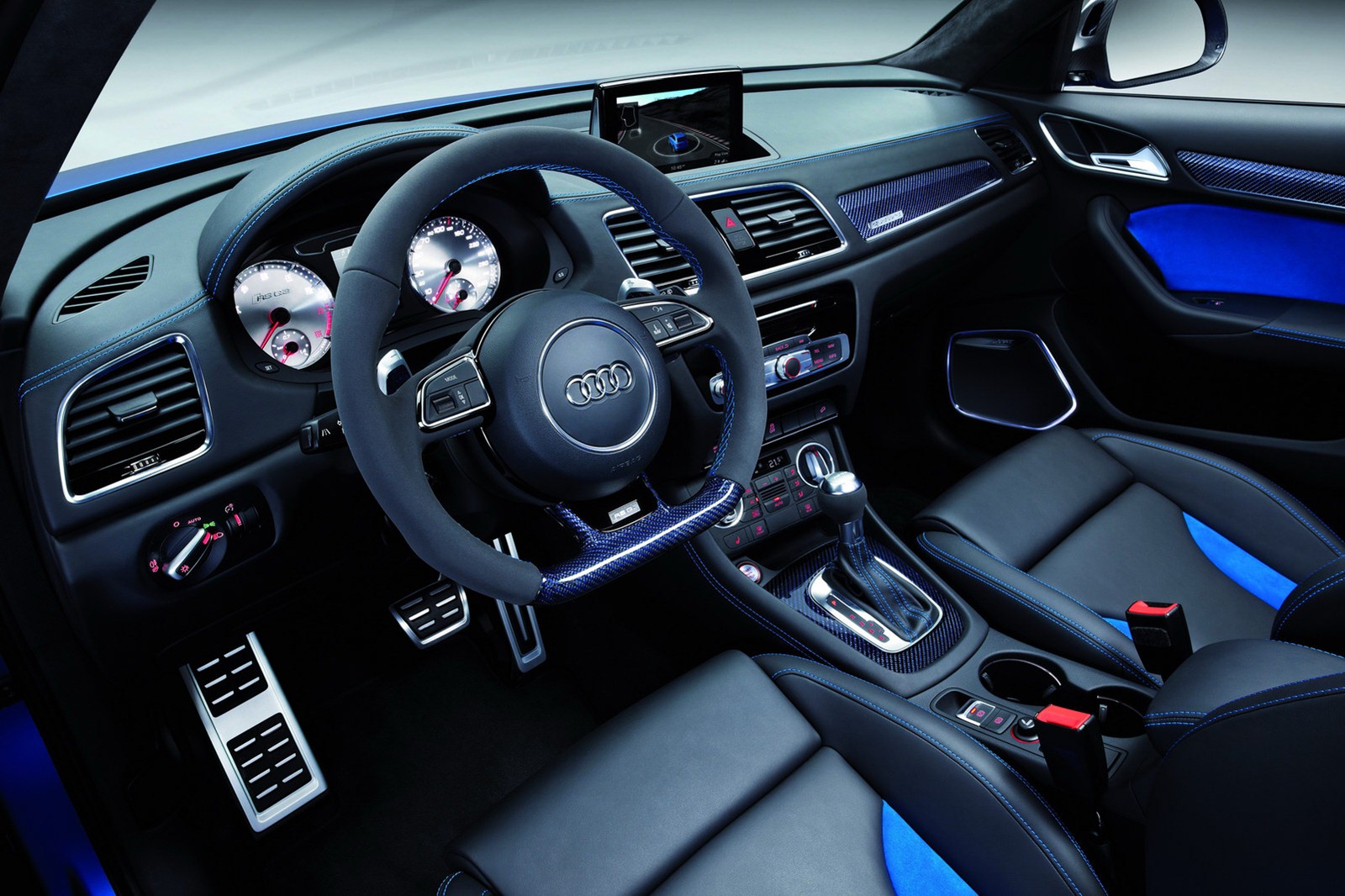 Audi-RS-Q3-Concept-Study-23[2].jpg