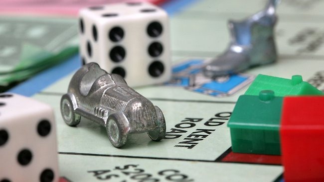 [338113-cm-life-monopoly%255B2%255D.jpg]