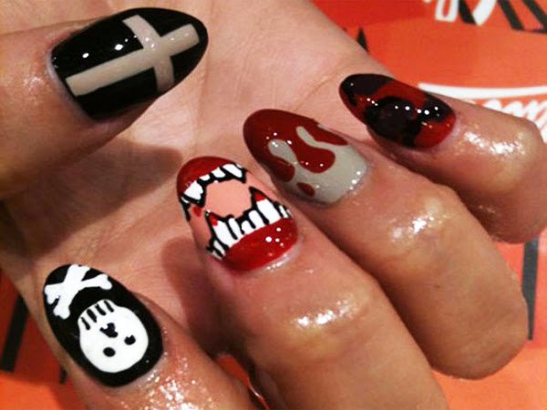 Cool Halloween Fingernail Design Cool Halloween Nail Designs