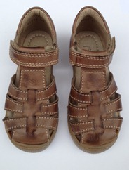 pompom_brun_sandal