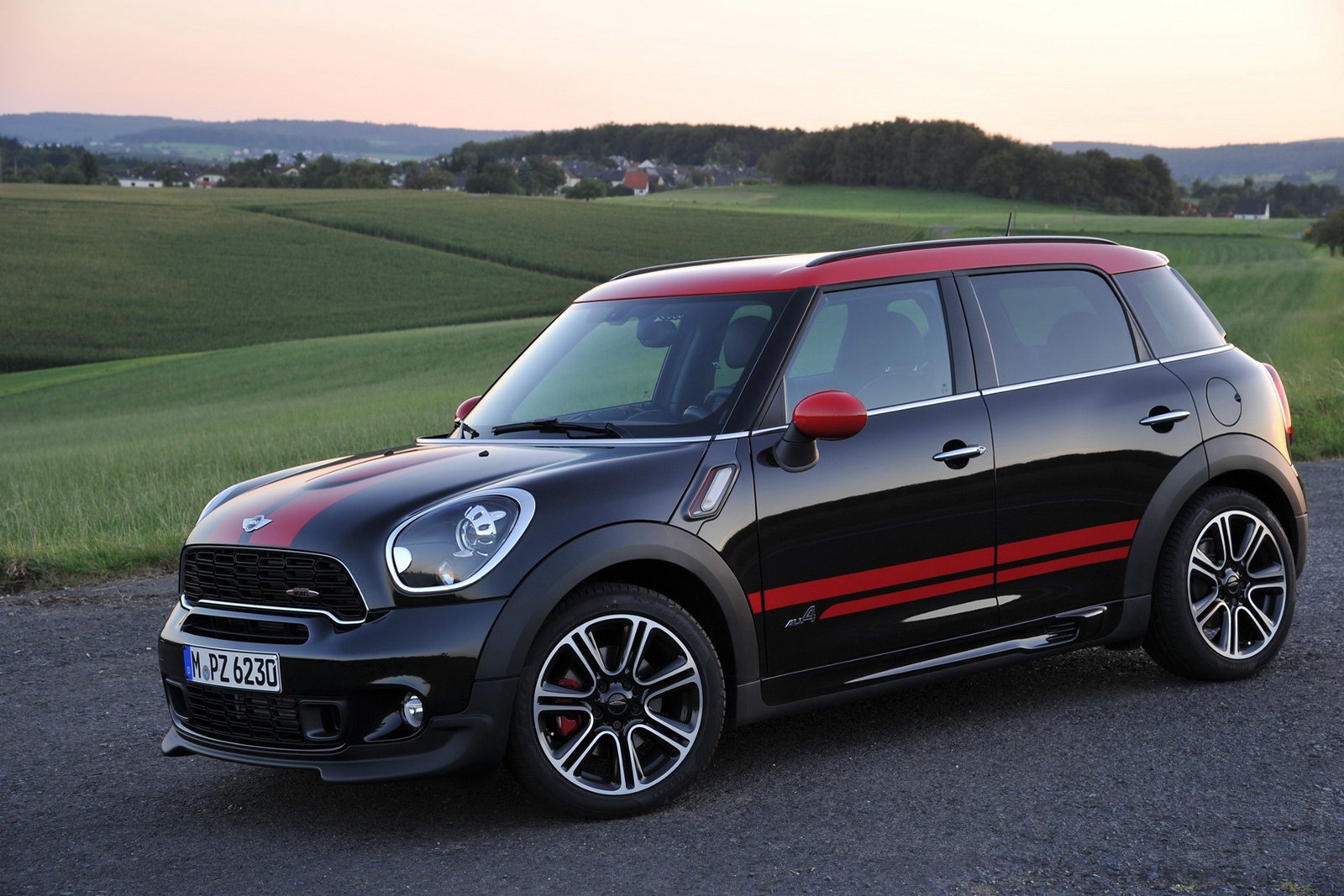 [2013-Mini-Countryman-JCW-33%255B2%255D.jpg]