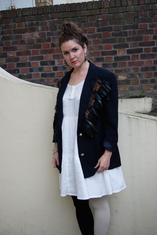And there you have it- a beautiful, unique, en trend jacket which will get all your friends asking you where you got it! 