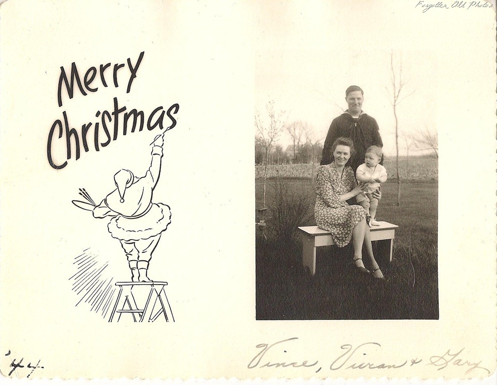 [Christmas%2520Vince%2520Vivian%2520and%2520Gary%25201944%2520DL%2520Antiques%255B16%255D.jpg]