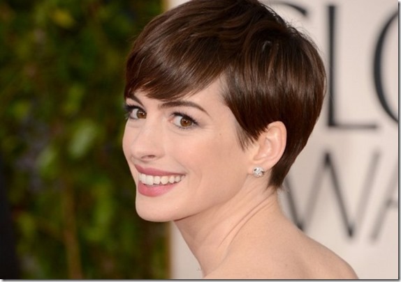 anne hathaway2