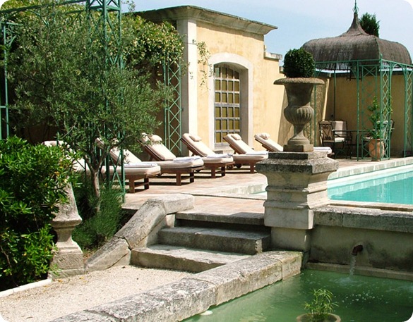 chambre-hotes-avignon-avec-piscine-2