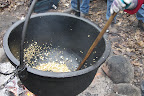Making kettle corn
