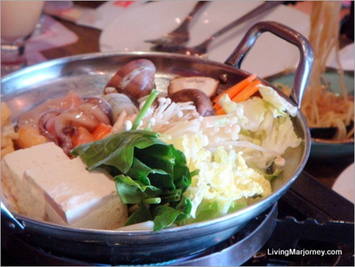 Watami: Korean-style Spicy Miso Hotpot at only P355