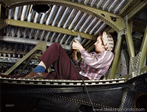 world-war-ii-women-at-work-in-color-mulheres-trabalhando-segunda-guerra-mundial-ww2 (14)