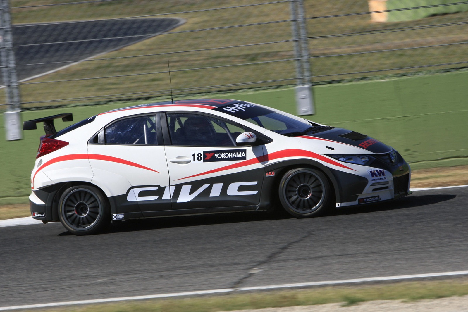 [Honda-Racing-Civic-2012-5%255B2%255D.jpg]