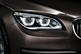 2013-BMW-7-Series-206
