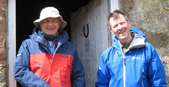 Sandy & Andy: Lairig Leacach bothy
