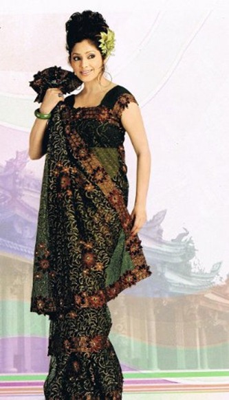 01-fancy saree draping