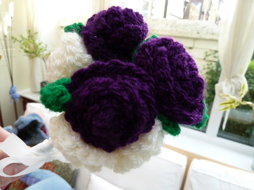 [Crochet-Flower-Bouquets-343.jpg]