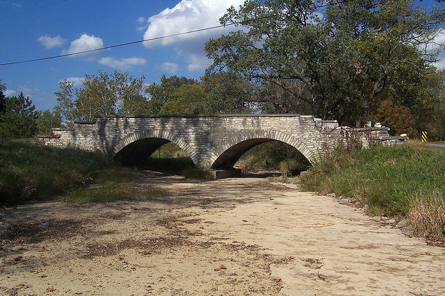 Stone bridge in  Ripley County, Indiana, 4 October 2008. The creek is completely dry, due to persistent drought. Photo: Jim Grey / flickr