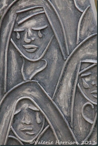 5-sculpture-detail