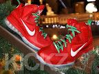 Throwback Thursday: Look Back at LBJs 2011 Christmas Shoes nike lebron 9 gr christmas 4 03 kickz Throwback Thursday: Look Back at LBJs 2011 Christmas Shoes