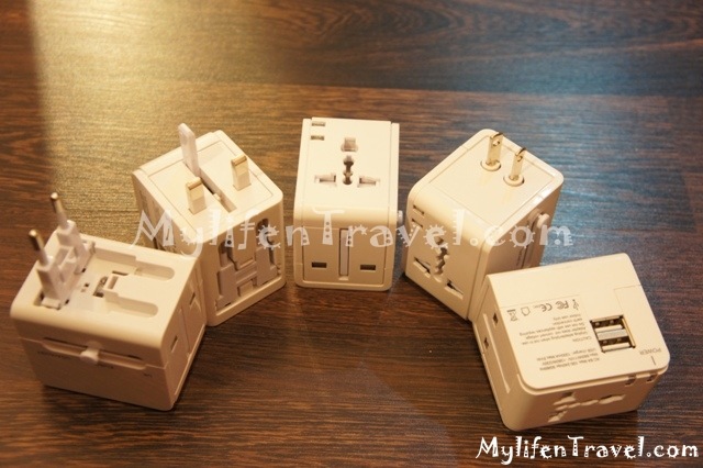 Dual USB adapter 16 Dual USB adapter 16