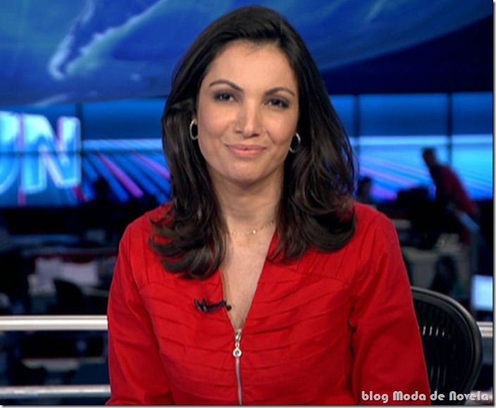 moda da patr&iacute;cia poeta no jornal nacional - 21dez11