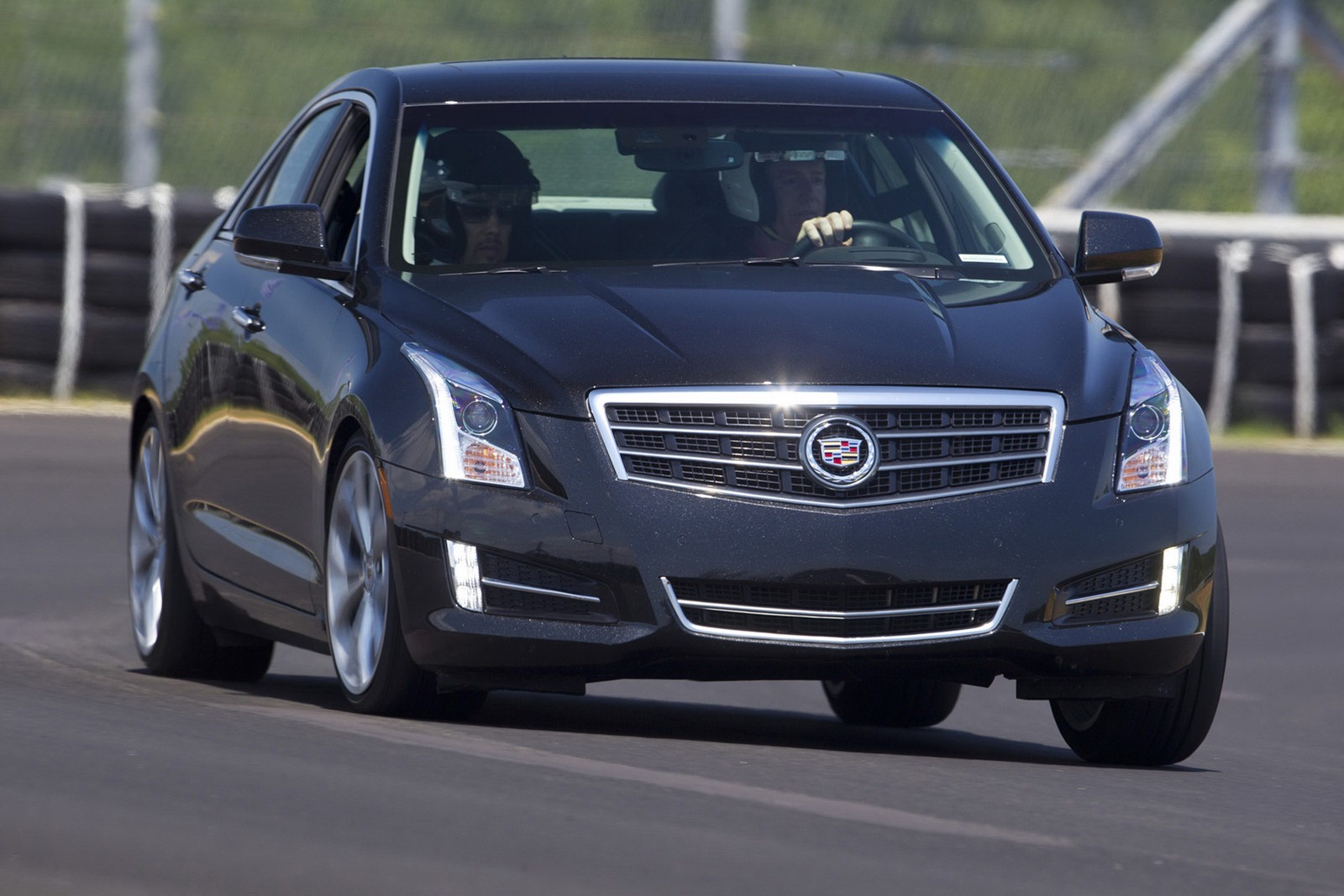 [2013-Cadillac-ATS-49%255B5%255D.jpg]
