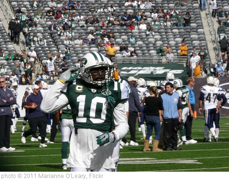 'New York Jets Receiver Santonio Holmes' photo (c) 2011, Marianne O'Leary - license: http://creativecommons.org/licenses/by/2.0/