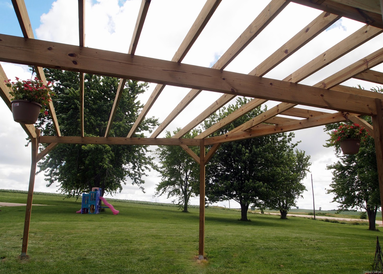 [DIY-Custom-Pergola-Tutorial-Sawdust-%255B3%255D.jpg]