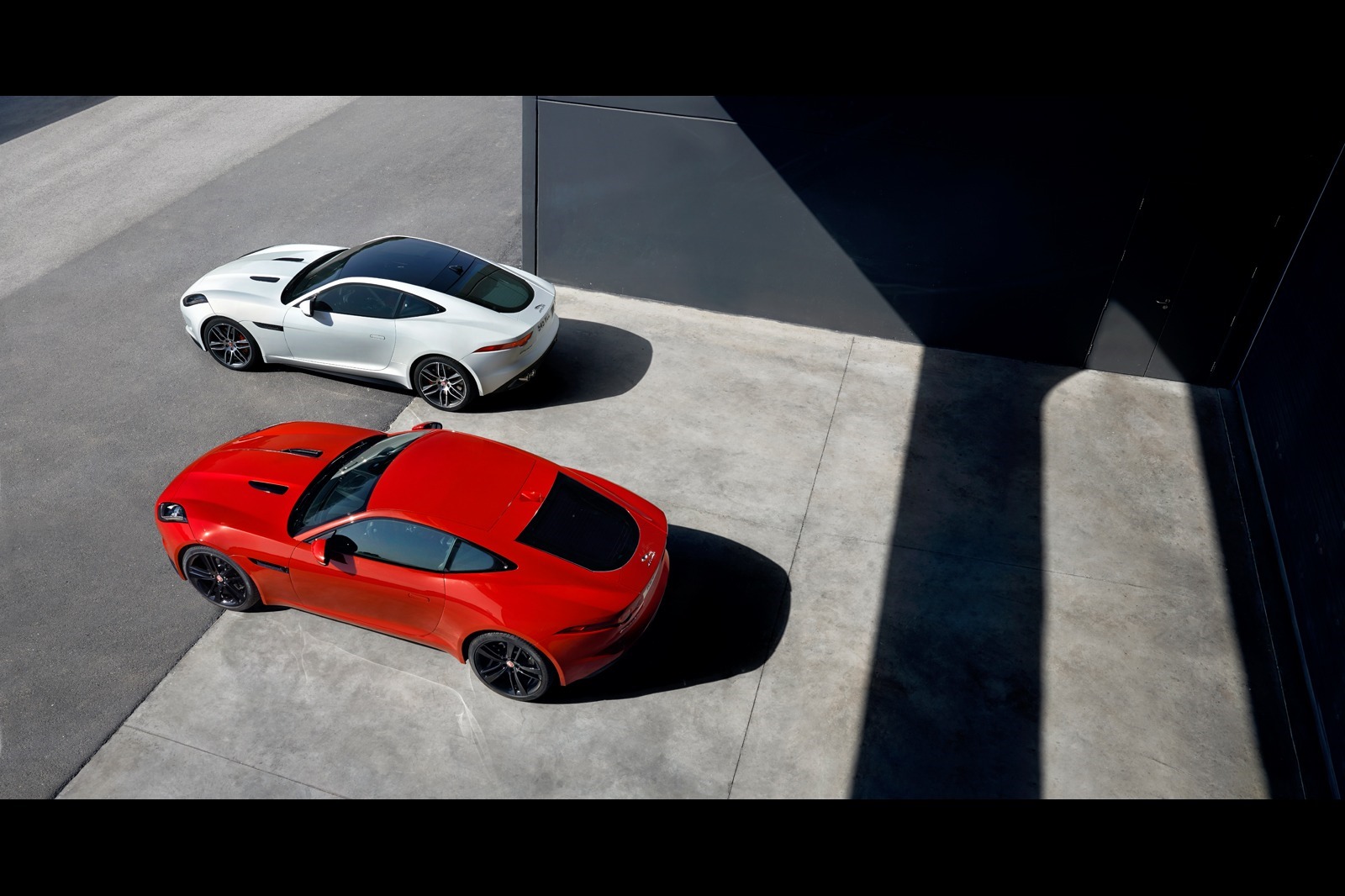 [New-Jaguar-F-Type-Coupe-37%255B2%255D.jpg]