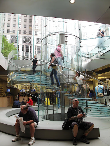 Our next stop was a visit to the Apple store on 5th Avenue.