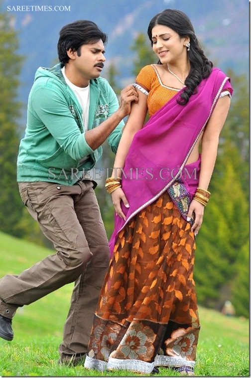 Shruti_Haasan_Half_Sarees (1)