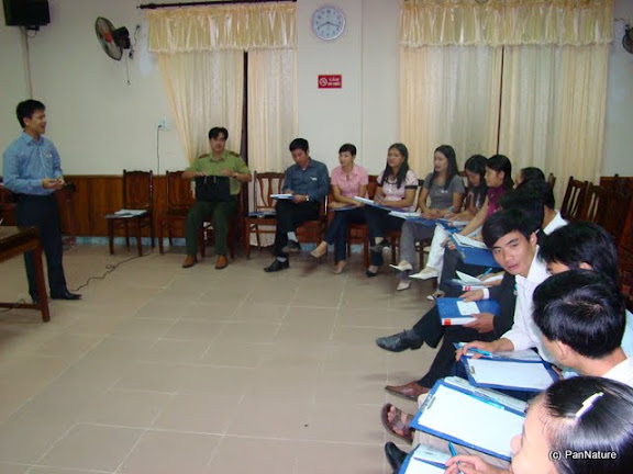 Training on environmental education techniques for local teachers of schools in three communes in the buffer zone of Khau Ca protected area.