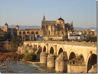 Mezquita (Masjid Cordoba) Jejak Peninggalan Islam di Semenanjung Iberia 10_thumb1