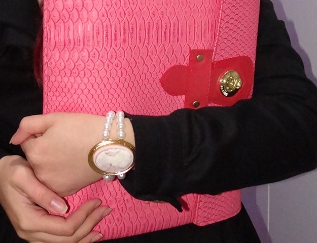 [detalhe%2520pulseira%2520linda%255B3%255D.jpg]