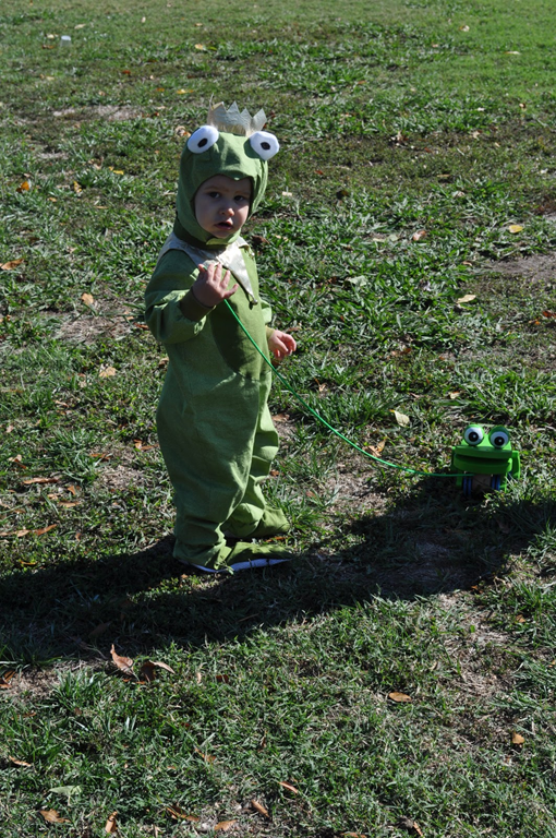 [Frog%2520Prince%255B3%255D.png]