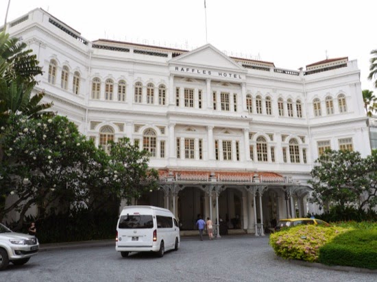 P1130323.jpg Raffles Hotel