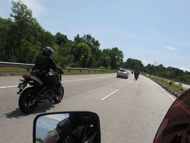 [IMG_27372.jpg]
