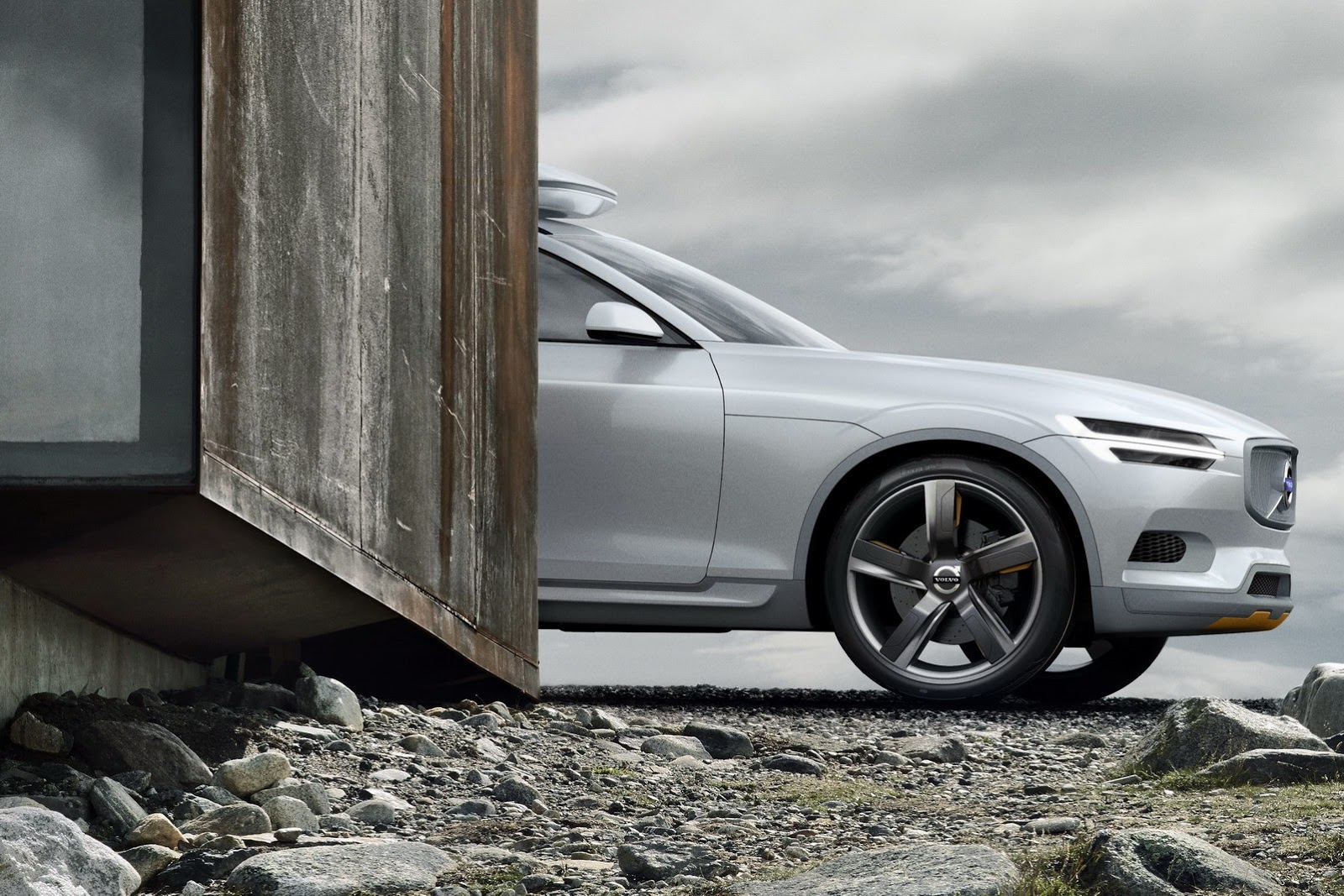 [Volvo-XC-Coupe-Concept-15%255B2%255D.jpg]