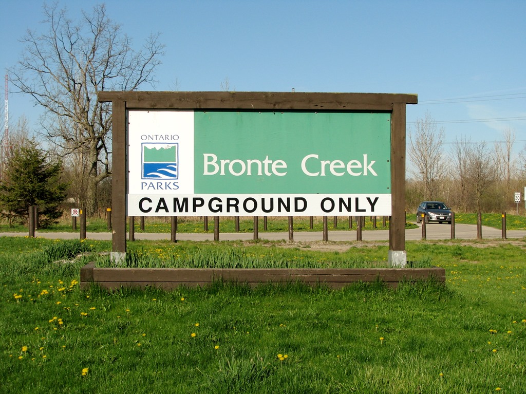 [4352-Bronte-Creek-Provincial-Park-si%255B2%255D.jpg]